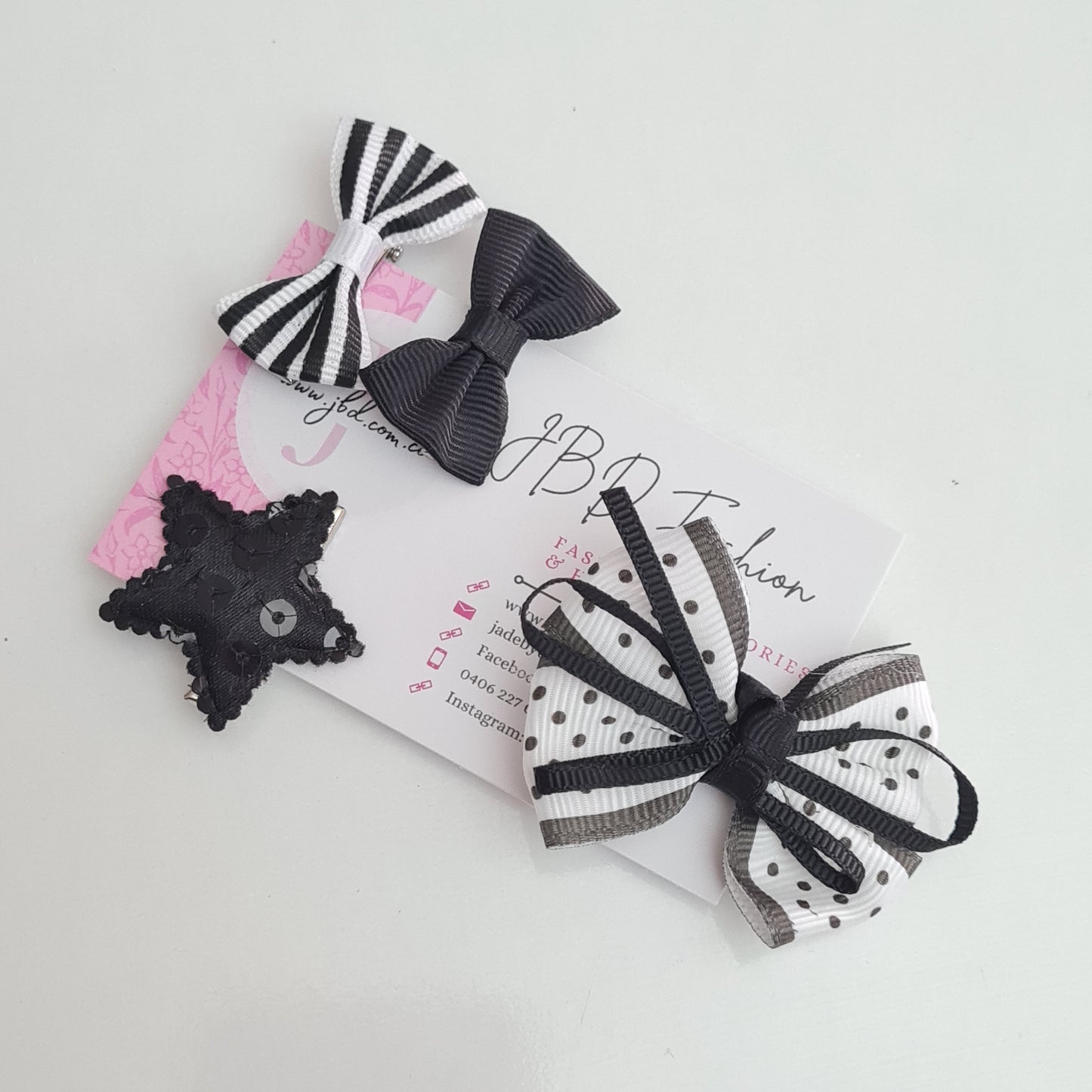 Hair bow set